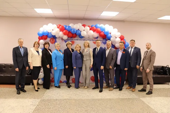 CC7e9BBSVm3Bf9-cRx8aoixpMXk9pTbfGzoKuk-__2zNaeiJiHrWlXOVGLdWOrhvCEVhqRIgze0-B63UK-cTcSSQ