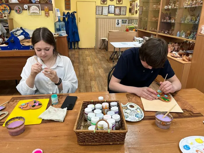 RB2oL4nYBpDB8TomcSLYIRRkI1IyNYrPzLnjFhJGGCcga_mQlyksIodhenRlZWM_jumW3mXcHAarw1R-p3RTx8NS